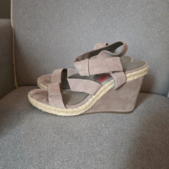 Vince Camuto Wedge Sandals - Picture 2 of 12